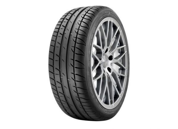 TAURUS 185/65 R15  HP 88H