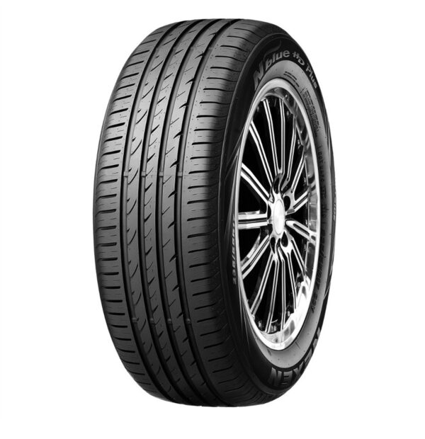 215/60 R17 96H N'BLUE HD PLUS